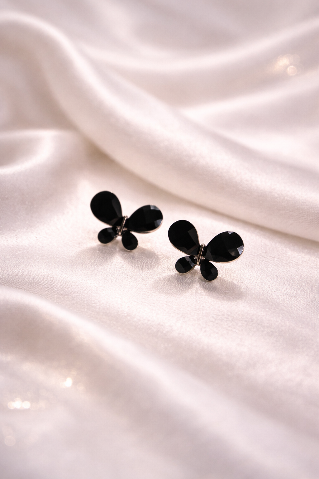 Wings Studs