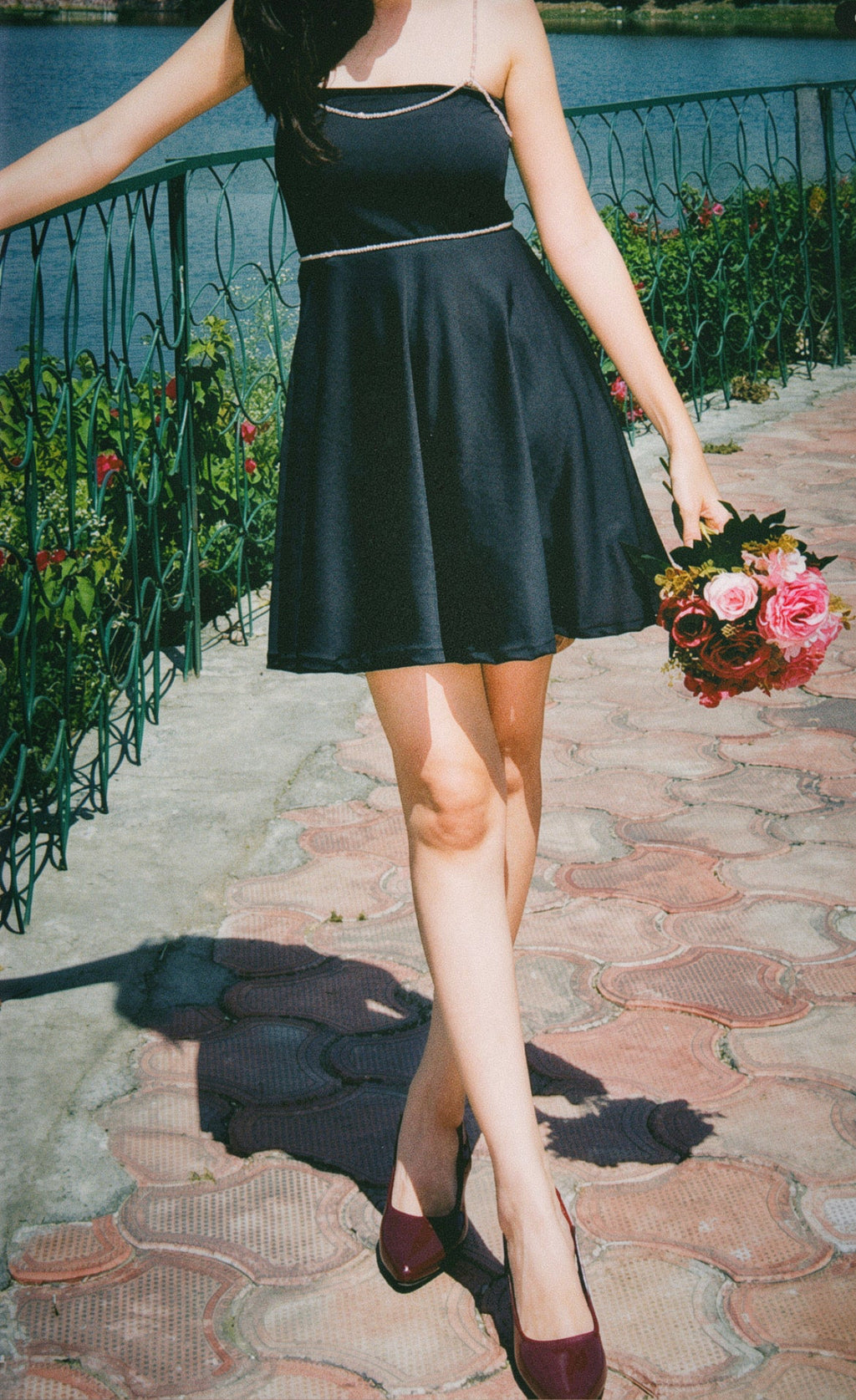 Glass Petal Dress (Detachable beads)