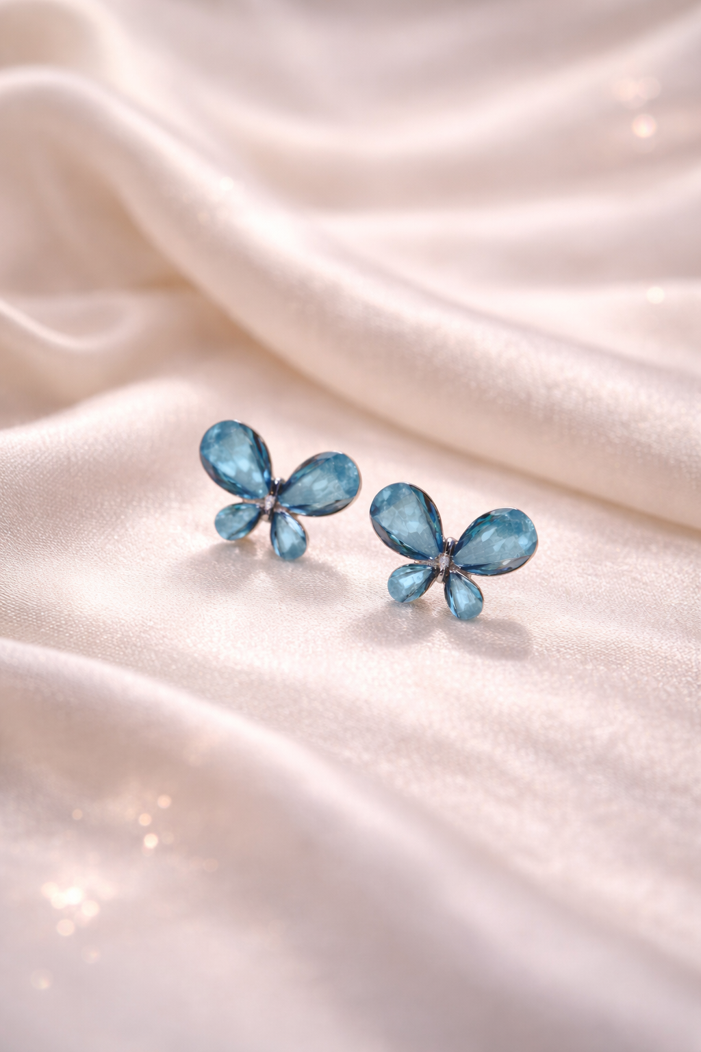 Wings Studs