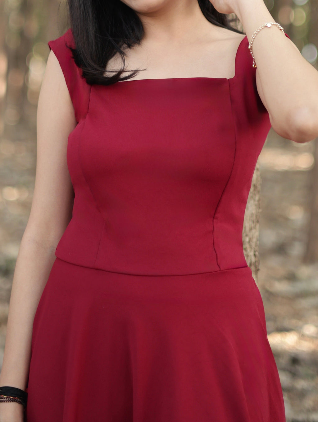 Scarlet muse dress 🍷